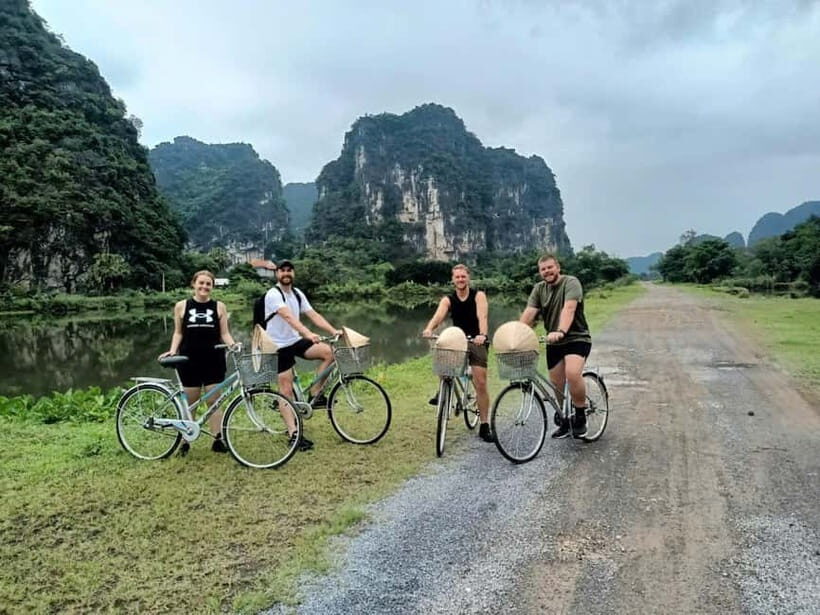 Hanoi/Ninh Binh: 1-Day Tam Coc/Trang An, Hoa Lu & Mua Caves - What to pack so the day doesn’t bully you
