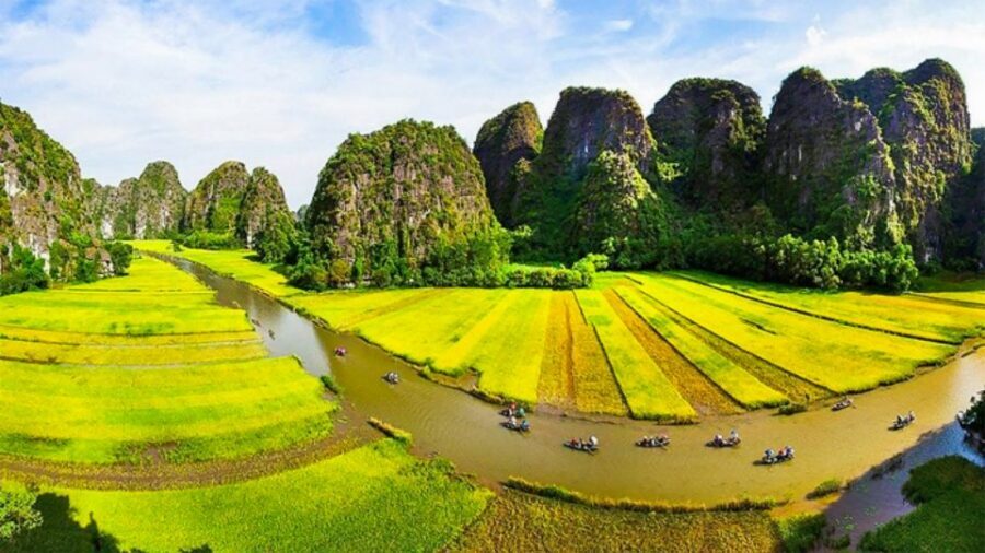 Hanoi/Ninh Binh: 1-Day Tam Coc/Trang An, Hoa Lu & Mua Caves - Mua Cave / Hang Mua: the steep payoff for wide-open views