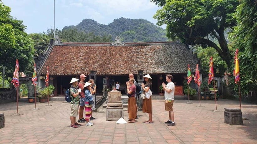 Hanoi/Ninh Binh: 1-Day Tam Coc/Trang An, Hoa Lu & Mua Caves - Timing, pacing, and how it feels as a one-day circuit