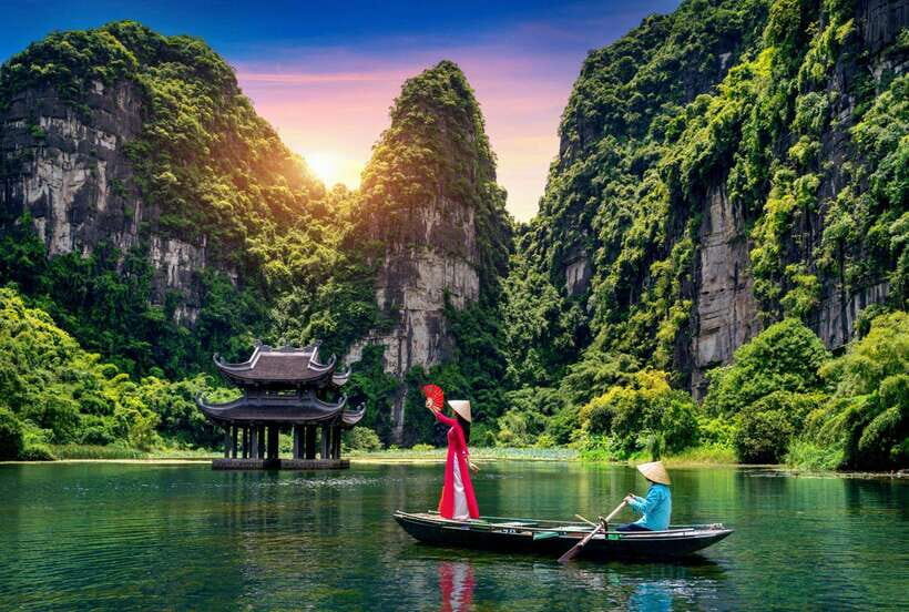 Hanoi: Ninh Binh, Trang An, Mua Cave and Bai Dinh Pagoda - From Hanoi to Ninh Binh in One Long Day