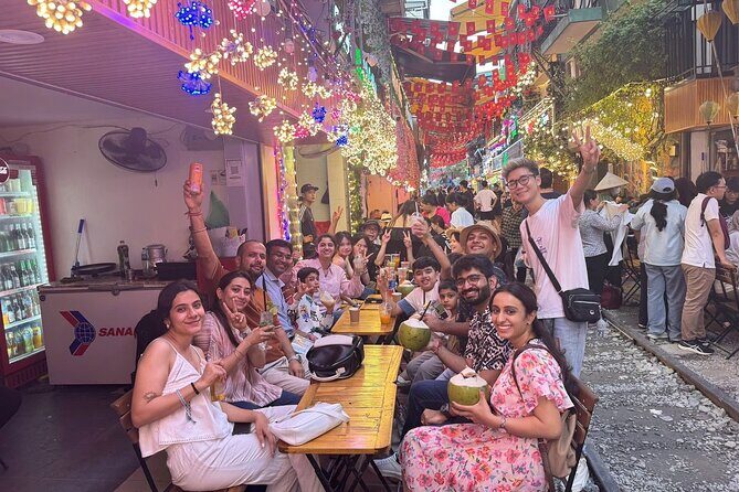 Hanoi Offbeat Jeep Tours - Old Quarter to Train Street: Two Hanoi Faces in 60 Minutes