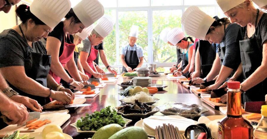 Hanoi: Old Quarter Market Tour and Cooking Class with Meal - Market-First Hanoi: Why This Class Feels Local