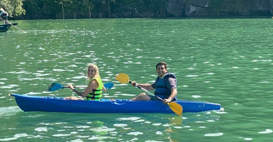 Hanoi: Roundtrip Halong Bay Islands, Caves, Kayaking & Lunch - A one-day Halong Bay plan that balances big sights with real time