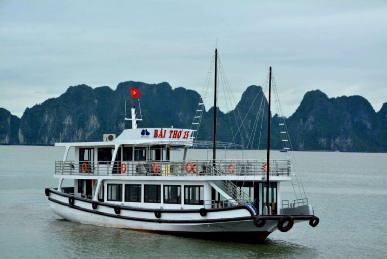 Hanoi: Roundtrip Halong Bay Islands, Caves, Kayaking & Lunch - Leaving Hanoi: the Red River Delta drive and how the timing works