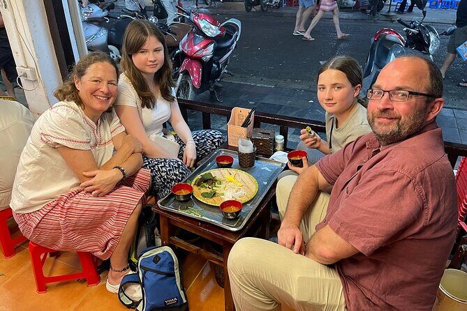 Hanoi Street Food Private Tour - Pickup in the Old Quarter and the Short Briefing That Helps