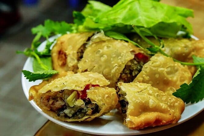 Hanoi street food walking and train street visit - Train Street Hanoi: see trains pass through the neighborhood