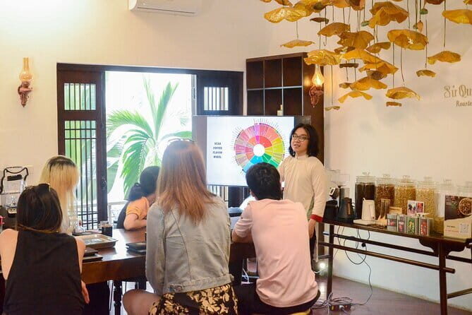 Hanoi Tea Workshop: Specialty Fresh Lotus Tea from West Lake - Su Quan Roastery: where the workshop starts and how the flow works