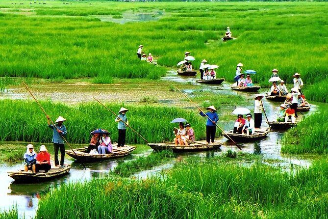 Hanoi to Ninh Binh 1 day: Trang An - Tam Coc - Mua Cave - Hoa Lu - Lunch on the Road: Included Buffet, Variable Quality