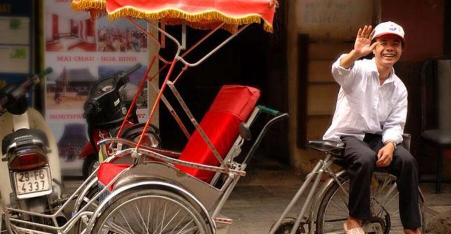 Hanoi Walking Street Food Tour & Cyclo Ride - Hanoi on Foot: 3.5 Hours of Street Food and a 40-Minute Cyclo