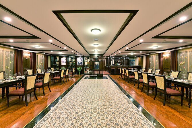 Heritage Binh Chuan 2 Days 1 Night discovery in Lan Ha Bay - Food on Board: Lunch, Dinner, Breakfast, and the Easy Win of Not Planning Meals