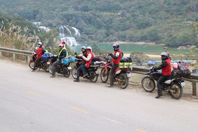 High Quality Small Group With Easy Riders 3 Day + Private Room - The Big Stops: What Each Day Feels Like