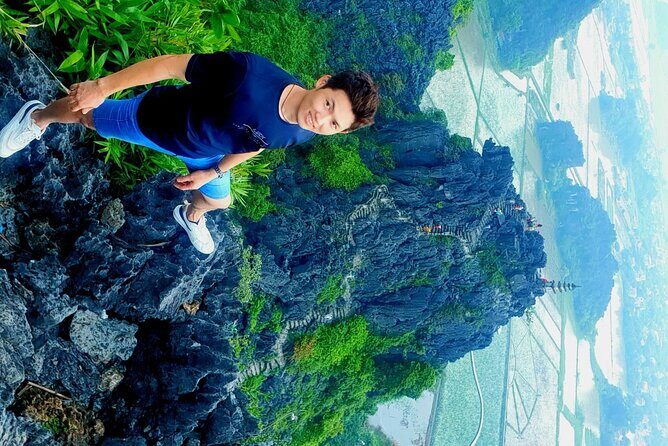 Highlight Ninh Binh Full Day Tour Tam Coc Boat, Mua Cave, Hoa Lu - Lunch, Breaks, and Bus Comfort: Why the Day Feels Manageable