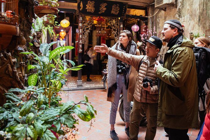 Highlights & Hidden Gems With Locals: Best of Hanoi Private Tour - Should You Book This Private Hanoi Old Quarter Walk?
