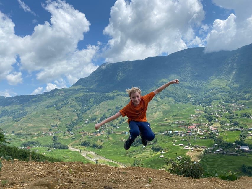 In Sapa: 1 Day Mountain Trek, Visit beautiful villages - Fansipan and Muong Hoa Valley: seeing rice terraces from above
