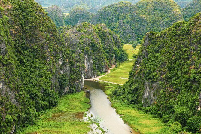 Incense Village Private Tour from Hanoi to Ninh Binh Old Capital - Lunch, Break Stops, and the Small Comforts That Keep the Day Smooth