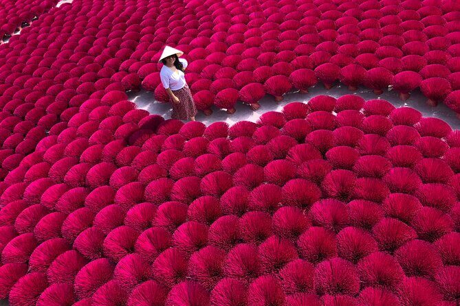 Incense Village Small Group of 9 Tour From Hanoi to Ninh Binh - Quảng Phú Cầu (Quang Phu Cau) Incense Village: From Workshop to Instagram Color