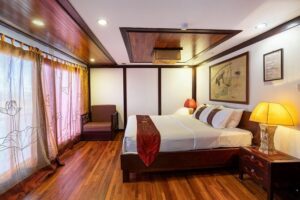 Indochina Sails Halong Bay - Noon Departure from Tuan Chau Island: Comfort Starts Before the Cave