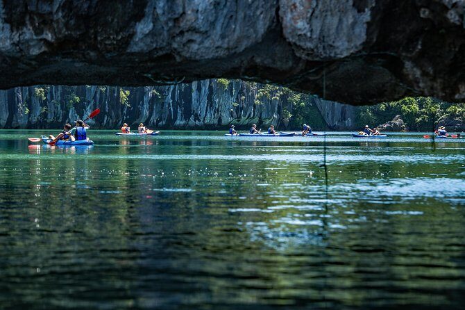 Kayaking at Lan Ha Bay - Hidden lagoons, caves, and karst passages: why the kayak route matters