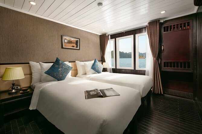La Regina 2 days tour in Halong Bay & Bai Tu Long Bay - 4 star - How to Pack for Cave Steps, Deck Time, and Early Mornings