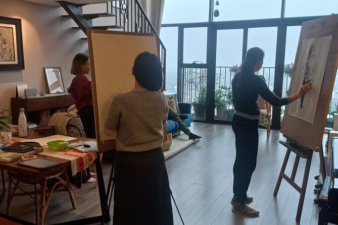 Life Drawing Class - Art Workshop at Art Tutor Hanoi - Finding the Class: Ngõ 374 Âu Cơ near Tây Hồ