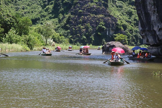 Luxury Limousine Trang An-Mua Cave - Bich Dong max 6-8 pax/ group - Morning Pickup (7:20–7:45) and the Easy Start Toward Trang An