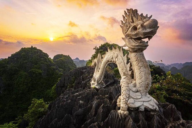 Luxury Ninh Binh: Hoa Lu - Mua Cave - Tam Coc Day Tour from Hanoi - Tam Coc by sampan: Hang Ca, Hang Hai, and Hang Ba