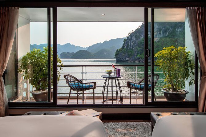 Mon Chéri Cruises 5 star: Amazing 3 days exploring Halong & Cat Ba island - Activities like kayaking and caves: how to get the most out of them