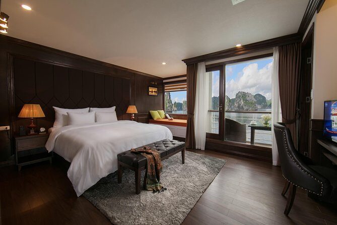 Mon Chéri Cruises 5 star: Amazing 3 days exploring Halong & Cat Ba island - Price and value: $360 for three days is either a steal or a bet