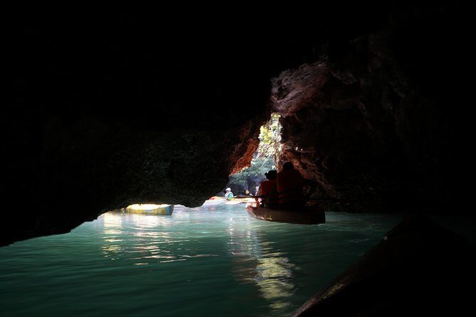Most favorite full day boat tour with kayaking in Lan Ha bay, Ha Long bay - Floating Lunch at the House-Cove: Food and a Sea-Life Pause