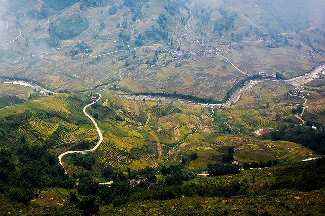 Mountain views and villages trek – 1 Day - Hau Thao Viewpoint Hike: Fansipan and Sapa Town