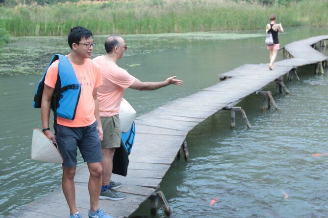 Ninh Binh 2 Day 1 Night Trip Small Group Tour With 4 star Hotel - Hoa Lu Temples of Dinh & Le Dynasties: History With Context