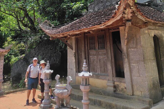 Ninh Binh 2 Days 1 Night - Small Group Tour From Hanoi - Tam Coc sampan time—or Trang An if you prefer