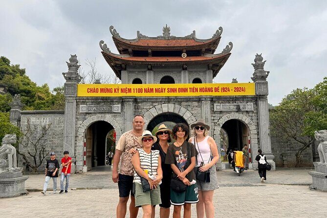 Ninh Binh Day Tour from Hanoi: Hoa Lu Trang An and Mua Caves - Lunch and Fees: Getting Real Value From the $62 Price