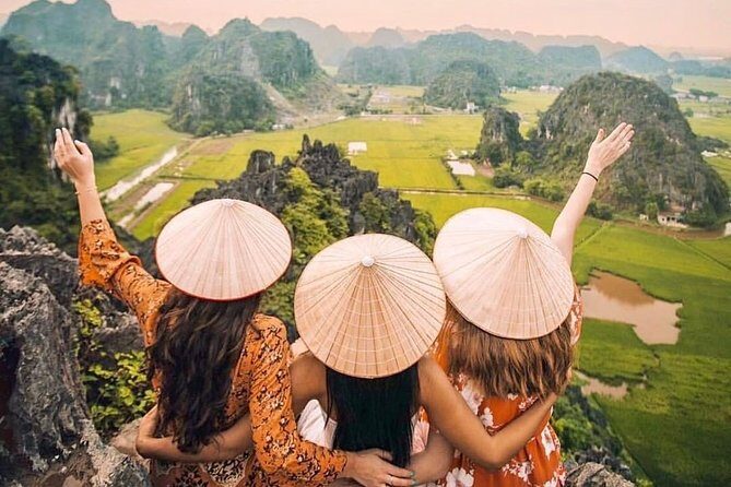 Ninh Binh Day Trip - Tam Cốc or Trang An: bamboo boat time through caves and pagodas