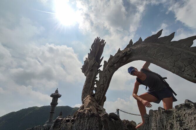 Ninh Binh Full-Day Small Group of 9 Guided Tour from Hanoi - Leaving Hanoi early, riding in comfort