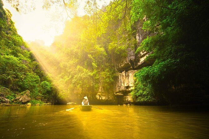 Ninh Binh Full Day Tour to Hoa Lu Tam Coc Mua Cave Buffet Lunch - How This 12-Hour Ninh Binh Day Really Fits Together