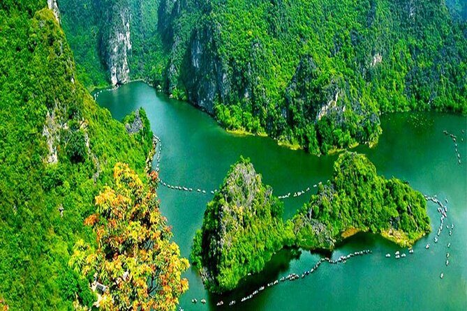 Ninh Binh Full-Day Trip to Trang An Mua Cave Hoa Lu Buffet Lunch - Trang An grotto boat ride: why everyone talks about the caves