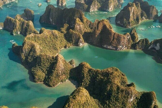 Ninh Binh Ha Long | 3 days 2 nights | 2026 Updated Travel Package - Hanoi pickup and the start toward Bai Dinh Pagoda