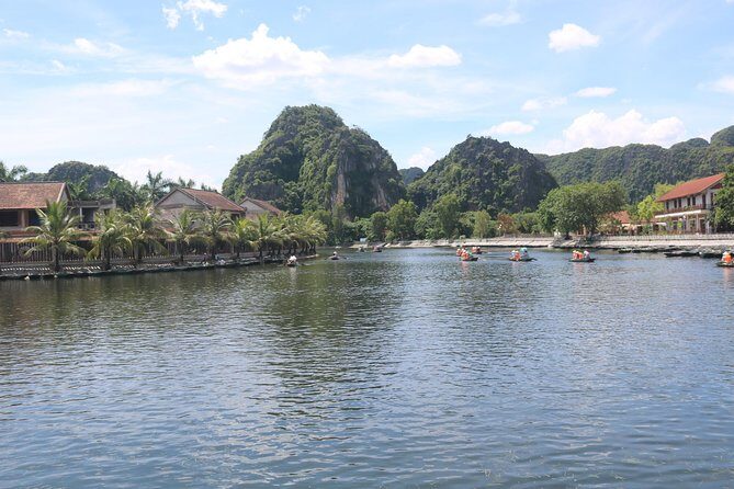 Ninh Binh Luxury Tour 2 Days 1 night by limousine See Hidden Gems - Price and logistics: what $249 buys you (and what it doesn’t)