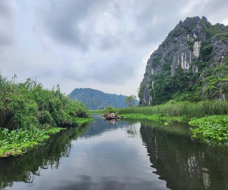 Ninh Binh Private Tour: Bai Dinh-Trang An/Tam Coc-Mua Cave - Trang An water caves: when the scenery turns more dramatic