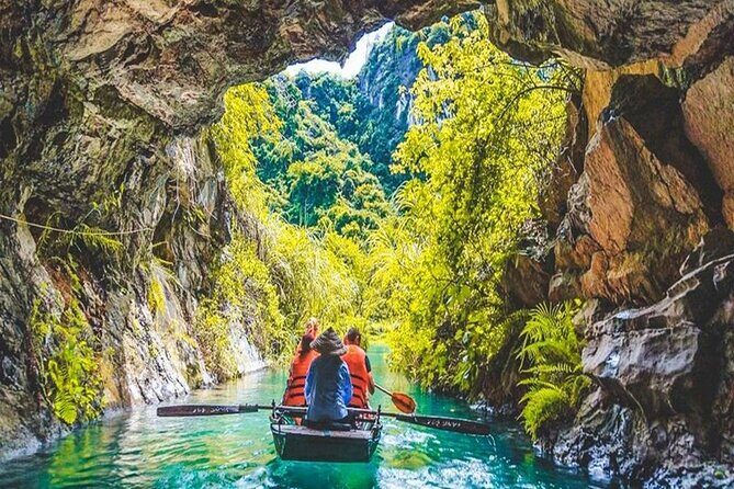 Ninh Binh Tour Bai Dinh Trang An Mua Cave Small Group Limousine - Buffet Lunch Before Trang An: Fuel Without Breaking the Schedule