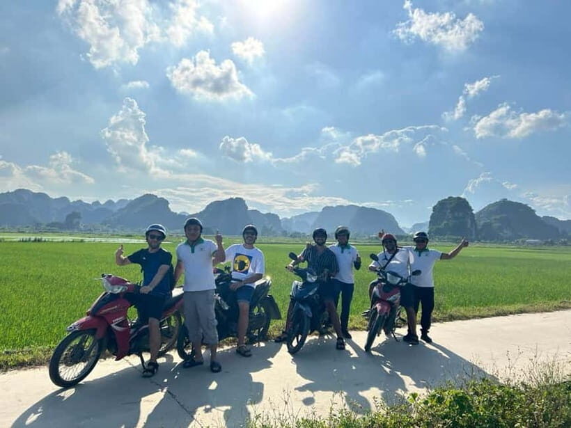 Ninh Binh: Trang An Boat Ride, Bich Dong & Mua Cave Sunset - What the Driver Actually Does: Ticket Help, Timing, and the English Gap