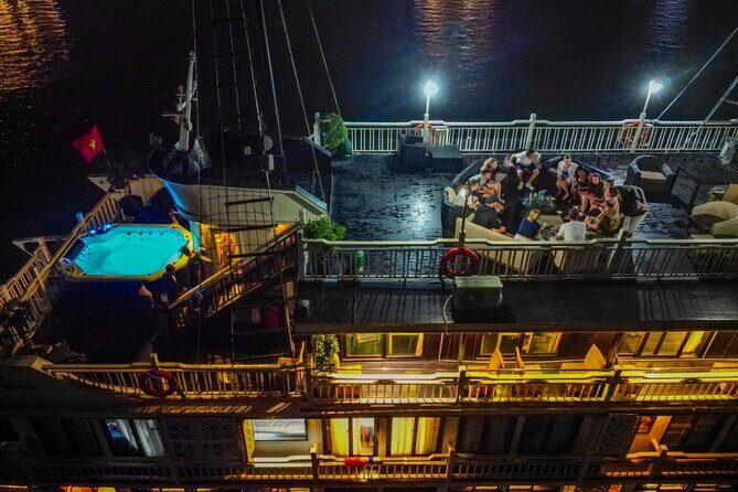 Oasis Bay Party Cruise 3 Days 2 Nights - Ha Long Bay Tour - Cabin vs dorm: comfort expectations you should set now