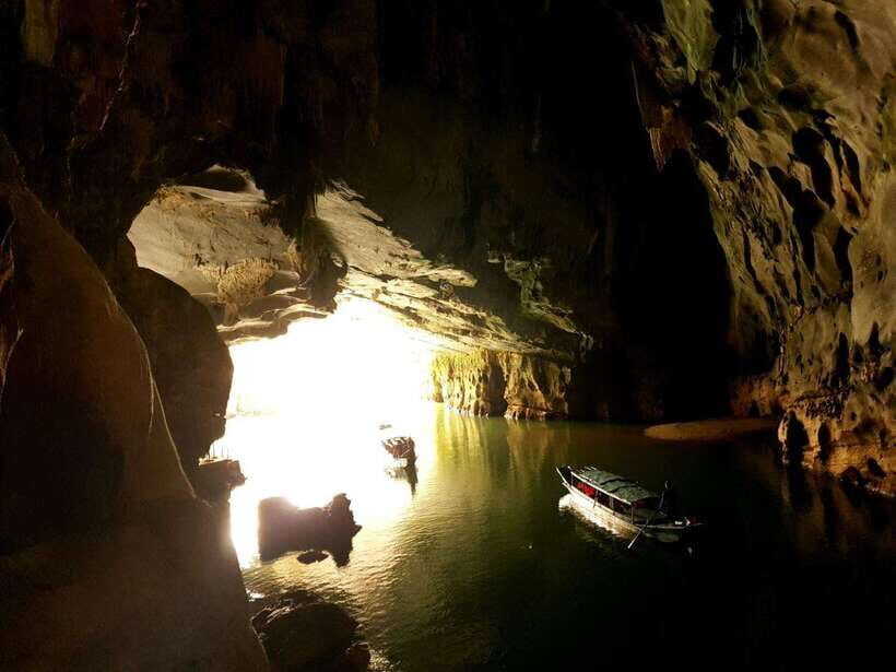 Phong Nha: Cave Exploration and Zipline Dark Cave Tour - Lunch at the right time: how to fuel for the afternoon