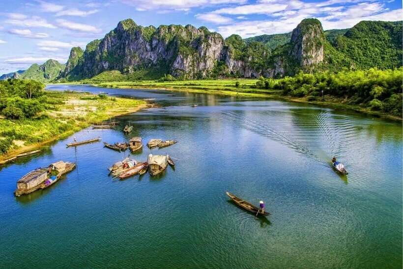 Phong Nha: Cave Exploration and Zipline Dark Cave Tour - Hotel pickup in Phong Nha: convenient, but plan for a long day