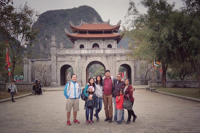 Premium Hoa lu - Trang An - Mua Cave with Buffet Lunch from Hanoi - Why this Hoa Lu–Trang An–Mua Cave route makes sense from Hanoi