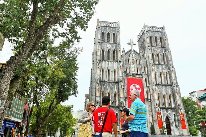 Private Crowd Free Hanoi: Morning Highlights of the City Experience - Time, walking, and what to do if it feels rushed