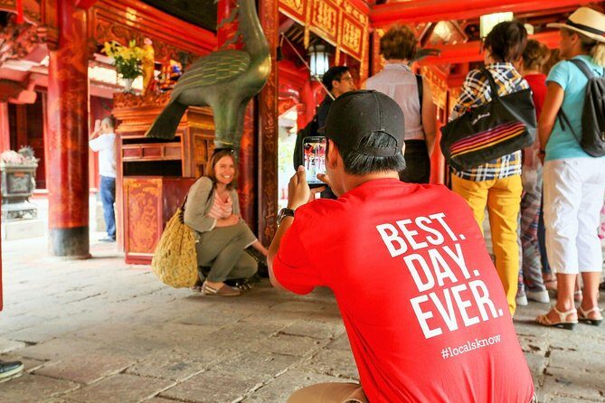 Private Crowd Free Hanoi: Morning Highlights of the City Experience - Tea ceremony style at Hiên Trà Trường Xuân (with green tea stories and sweets)
