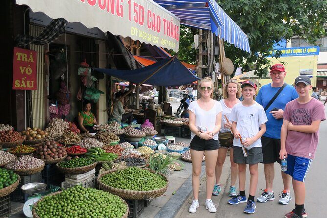 Private Hanoi Street Food Tour With Mr.Ha - Stop-by-stop: what the first moments feel like