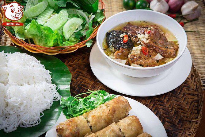 Private Street Food Tour - Walking Hanoi Old Quarter - Bun Cha or Pho: How to Choose Without Overthinking It